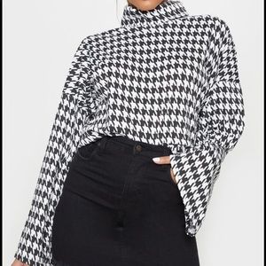 NWT HOUNDSTOOTH TOP!!